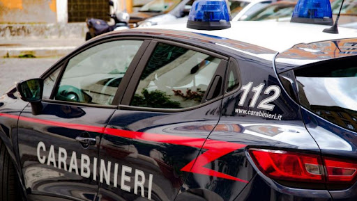 Detenzione ai fini di spaccio e vendita di sostanza stupefacente: in manette due cittadini africani