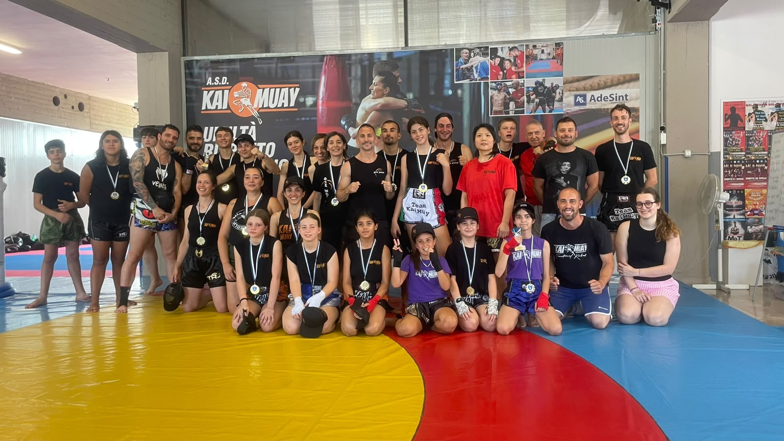 Team Kai Muay, raggiunta quota 300 iscritti. Successi per Nembi e Caruso al โDynamite Fight Nightโ